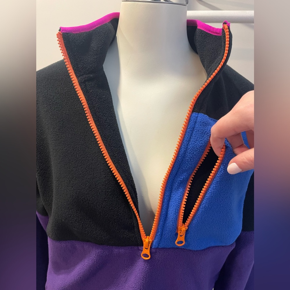 Linus Tech Tips Retro Polar color block zip fleece size small throwback - Picture 6 of 11